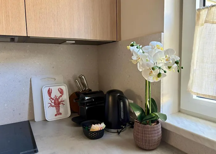 Fresh Upstairs & Free Parking Apartment Graz