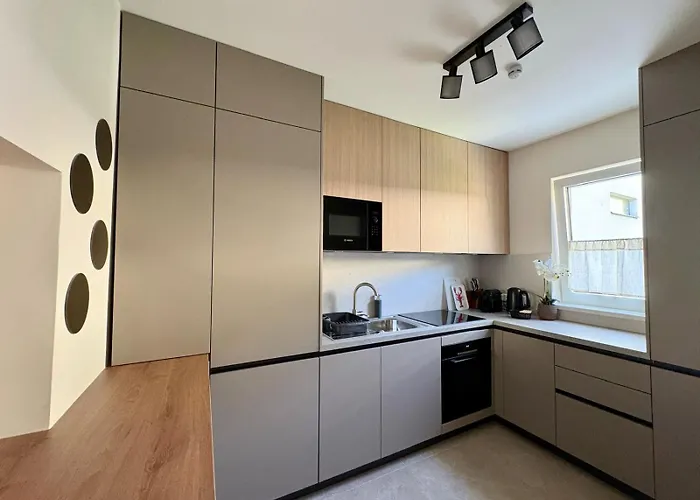 아파트 Fresh Upstairs & Free Parking 그라츠